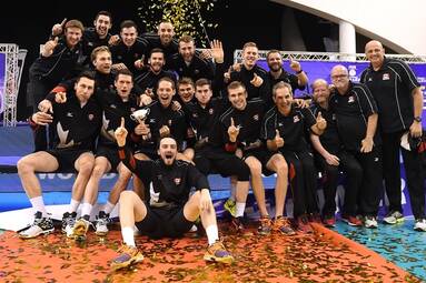 Liga Światowa: Kanada w elicie