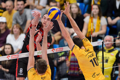 Hit PlusLigi: Asseco Resovia Rzeszów – PGE Skra Bełchatów 3:1