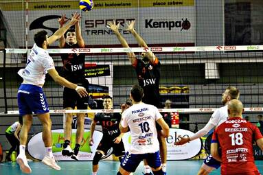 Piątek z PlusLigą: Effector Kielce - Jastrzębski Węgiel 2:3