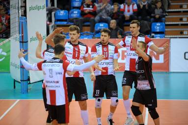 Piątek z PlusLigą: Asseco Resovia Rzeszów - ONICO AZS Politechnika Warszawska 3-0