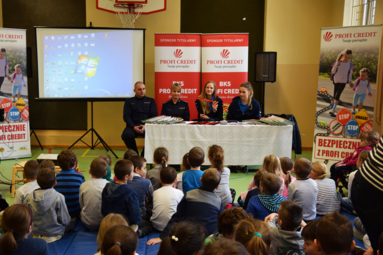 Ważna lekcja z bezpieczeństwa na drogach - akcja Bezpiecznie z Profi Credit