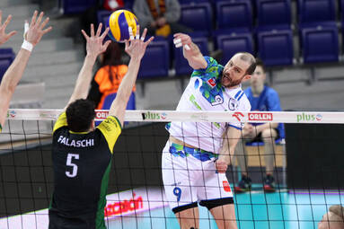 Niedziela z PlusLigą: Espadon Szczecin - GKS Katowice 2:3