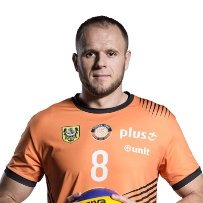 Adrian Patucha 