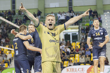 Galeria: Dafi Społem Kielce - ONICO Warszawa 0-3