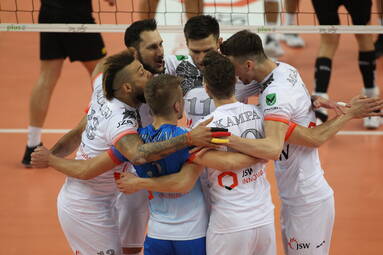 Sobota z PlusLigą: Jastrzębski Węgiel - Espadon Szczecin 2:3