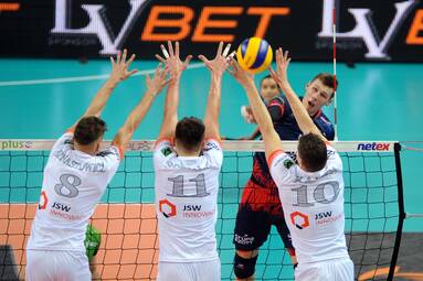 Liga Mistrzów: Jastrzębski Węgiel - ZAKSA Kędzierzyn-Koźle 1:3