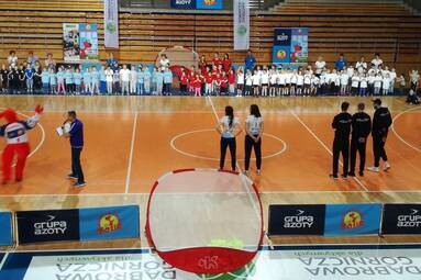 Siatkarki MKS-u na Przedszkoladzie