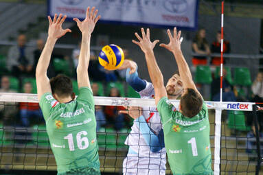 Piątek z PlusLigą: Łuczniczka Bydgoszcz - BBTS Bielsko-Biała 3:2