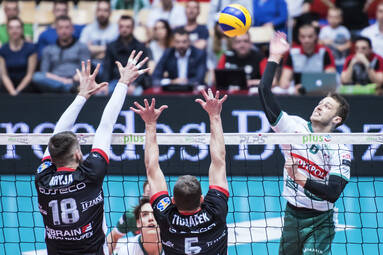 Ćwierćfinał PlusLigi: Indykpol AZS Olsztyn - Asseco Resovia Rzeszów 2:3 