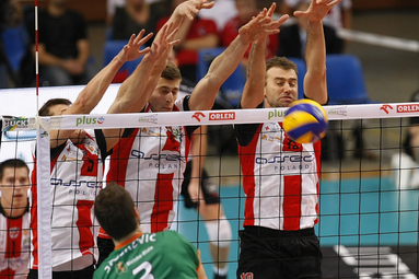Kolejny tie break dla ZAKSY, Resovia pod ścianą