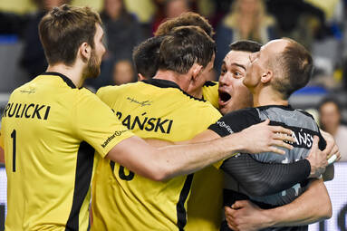 GKS Katowice odrabia zaległości w stolicy 