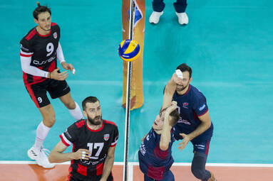 KMŚ: Asseco Resovia Rzeszów - Fakieł Nowy Urengoj 1:3