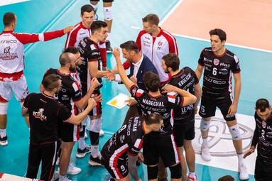 Środa z PlusLigą: Asseco Resovia Rzeszów – Grup Azoty ZAKSA Kędzierzyn-Koźle 2:3