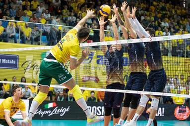Niedziela z PlusLigą: VERVA Warszawa ORLEN Paliwa – Aluron Virtu CMC Zawiercie 3:0
