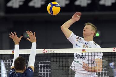 Starcie niepokonanych w Kędzierzynie-Koźlu. Mistrz kontra wicemistrz