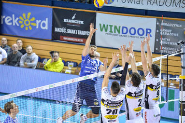 Piątek z PlusLigą: Ślepsk Malow Suwałki – Cerrad Enea Czarni Radom 1:3