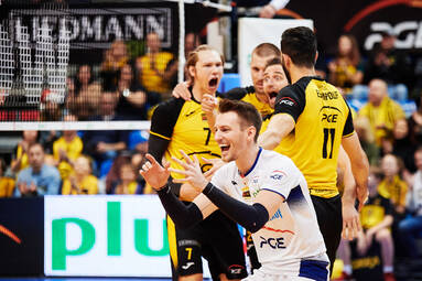 Niedziela z PlusLigą: PGE Skra Bełchatów - Ślepsk Malow Suwałki 3:1