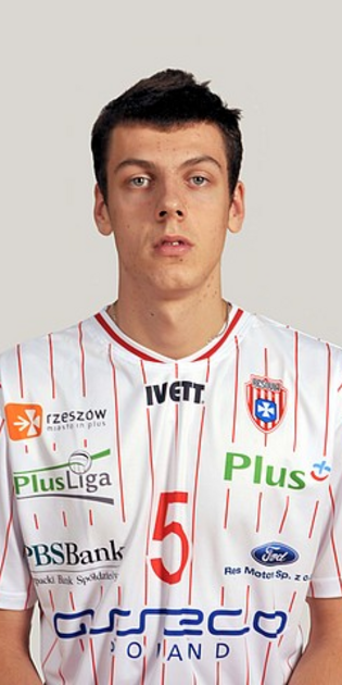 Patryk Strzeżek Patryk Strzeżek