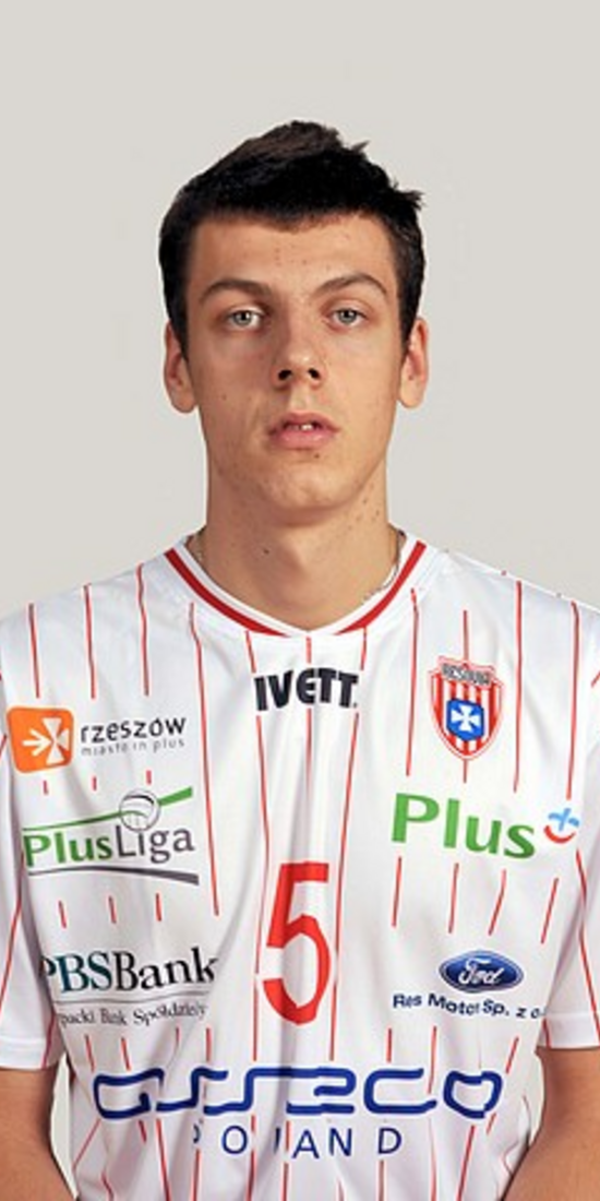 Patryk Strzeżek