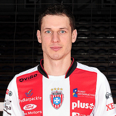 Alek Achrem 