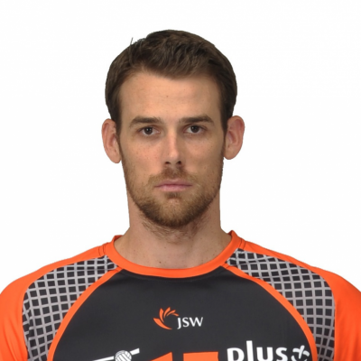 Russell Holmes 