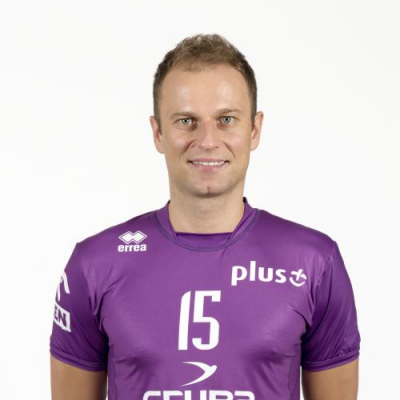 Piotr Gacek 