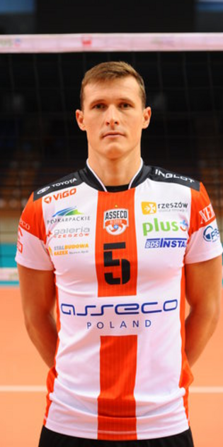 Lukas Tichacek Lukas Tichacek