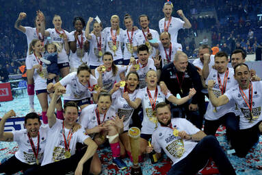 RetroLSK (2016/2017): Chemik nadal szczerozłoty