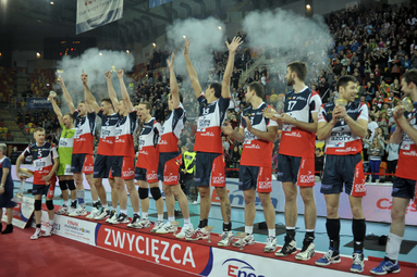 Czy trofeum doda im skrzydeł?