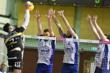 Sobota z PlusLigą: VERVA Warszawa ORLEN Paliwa - Cerrad Enea Czarni Radom 0:3