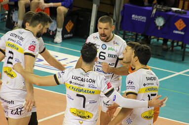 Środa z PlusLigą: Cerrad Enea Czarni Radom - Aluron CMC Warta Zawiercie 2:3