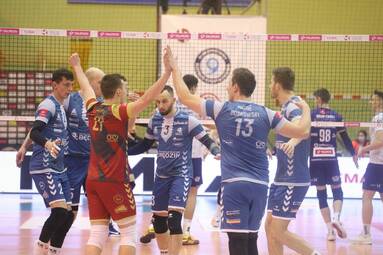 I Siatkarski Turniej im. Prezydenta RP Lecha Kaczyńskiego: Exact Systems Norwid Częstochowa w finale. MKS Będzin zagra o 3. miejsce