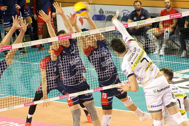 Czwartek z PlusLigą: Grupa Azoty ZAKSA Kędzierzyn-Koźle – Cerrad Enea Czarni Radom 3:0