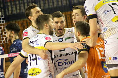 Niedziela z PlusLigą: Cerrad Enea Czarni Radom – MKS Będzin 3:0