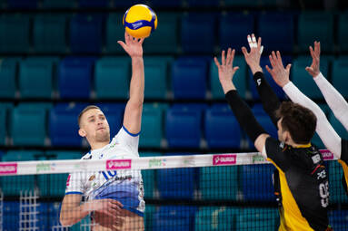 Środa z PlusLigą: Ślepsk Malow Suwałki - PGE Skra Bełchatów 1:3