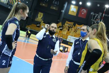 Czwartek z Ligą Mistrzyń: Vakifbank Stambuł – Grupa Azoty Chemik Police 3:0