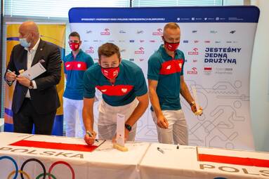 Tokio 2020: siatkarze, pływacy i żeglarze złożyli olimpijską przysięgę
