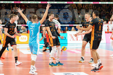 Niedziela z PlusLigą: Jastrzębski Węgiel – Asseco Resovia Rzeszów 3:1