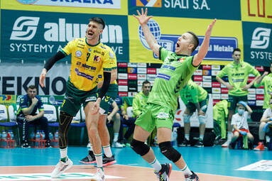 Galeria z meczu Aluron CMC Warta Zawiercie - PGE Skra Bełchatów