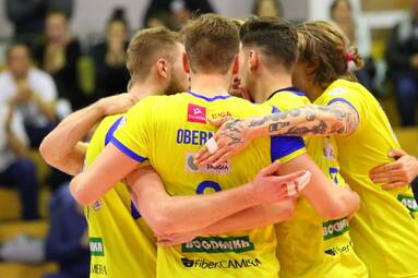 1/8 TAURON Pucharu Polski: Polski Cukier Avia Świdnik - Aluron CMC Warta Zawiercie 0:3