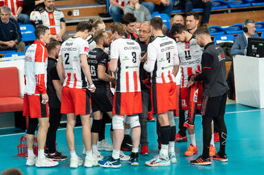 Niedziela z PlusLigą:  Asseco Resovia Rzeszów - GKS Katowice 3:1