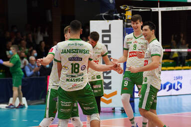Pucharowe starcie Akademików z liderem PlusLigi