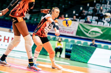 Galeria z meczu  #VolleyWrocław - UNI Opole