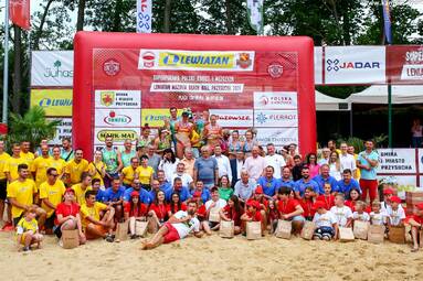 Pod patronatem PLS: siatkarskie gwiazdy i moc atrakcji zawitają do Przysuchy na ORLEN PKO Volley Tour 2022