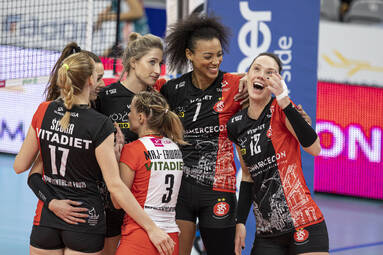 Zdjęcia z meczu MOYA Radomka Lotnisko Radom - ŁKS Łódź