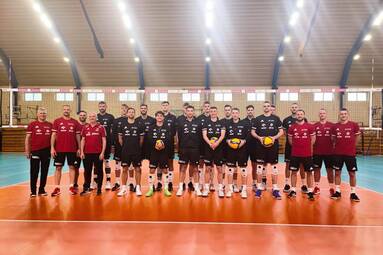 Kadra siatkarzy rozpoczęła w Spale przygotowania do sezonu