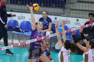 Środek skompletowany: Anna Lewandowska dołącza do #VolleyWrocław 