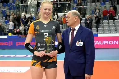 Kinga Stronias - z UNI Opole do #VolleyWrocław