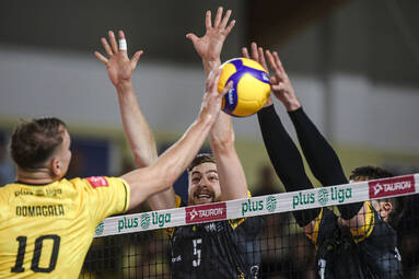 Gdański Trefl zdobywa pierwsze punkty w meczu z GKS Katowice [ZDJĘCIA]