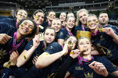 Grupa Azoty Chemik Mistrzyniami Polski!  Klub z Polic sięgnął po ten tytuł po raz jedenasty w swojej historii [ZDJĘCIA]